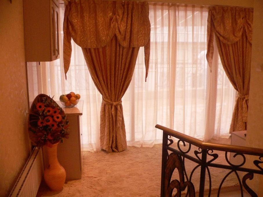 Hotel Dali Plovdiv Buitenkant foto