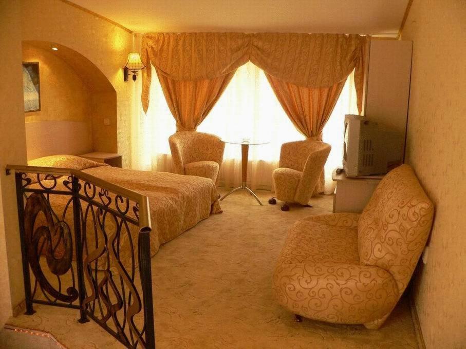 Hotel Dali Plovdiv Buitenkant foto